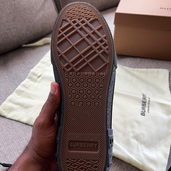 Men’s Burberry Jack M low - Picture 11 of 12